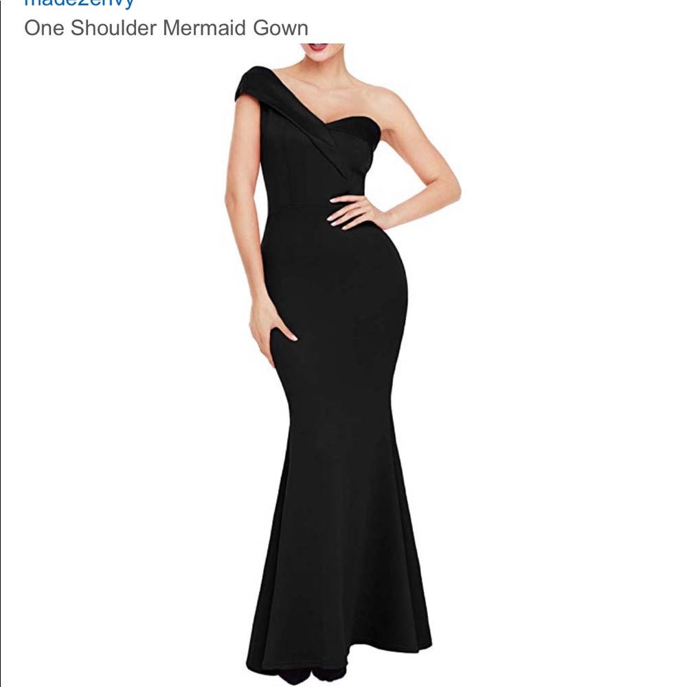 Made2envy Black One shoulder mermaid gown size medium